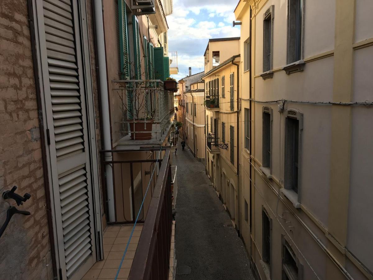 La Casetta Due Teramo Bagian luar foto